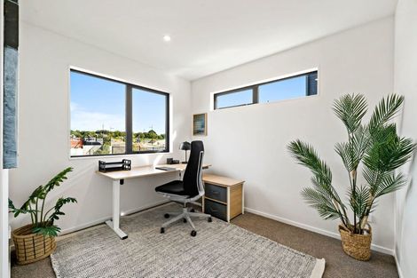 Photo of property in 1/4 Limestone Drive, Hobsonville, 0616