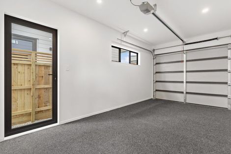 Photo of property in 27 Whiteywood Street, Westgate, 0814