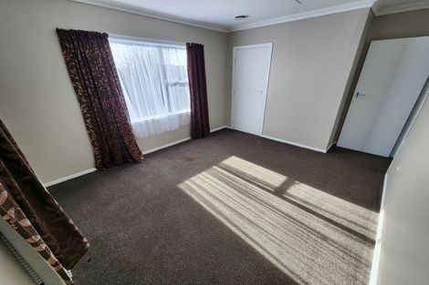 Photo of property in 28 Braemar Street, Levin, 5510