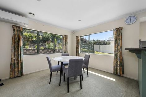 Photo of property in 8 Caulfield Place, Nawton, Hamilton, 3200