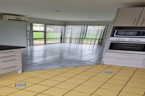 Photo of property in 49 Marina View Drive, West Harbour, Auckland, 0618