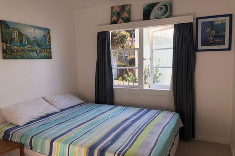 Photo of property in 20 Ocean Parade, Pukerua Bay, 5026