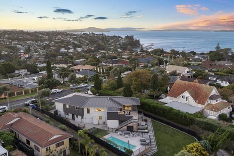 Photo of property in 113 Litten Road, Cockle Bay, Auckland, 2014