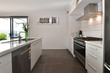 Photo of property in 25 Discovery Drive, Gulf Harbour, Whangaparaoa, 0930