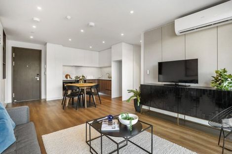 Photo of property in 1/223 Lake Road, Belmont, Auckland, 0622