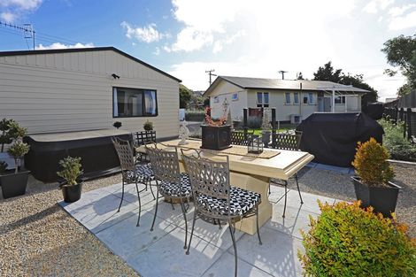 Photo of property in 75 Church Road, Taradale, Napier, 4112