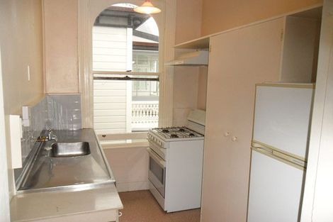 Photo of property in 2/28 Grant Road, Thorndon, Wellington, 6011