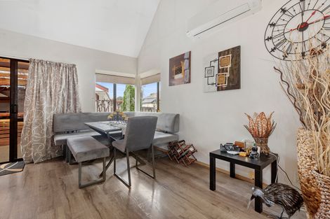 Photo of property in 5 Caulfield Green, Nawton, Hamilton, 3200