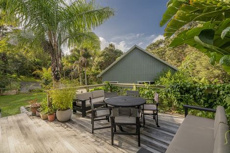 Photo of property in 56 Rewa Rewa Valley, Tairua, 3508
