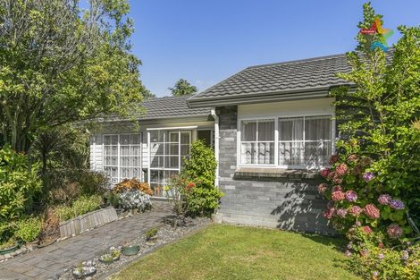 Photo of property in 4/169 Whites Line East, Waiwhetu, Lower Hutt, 5010