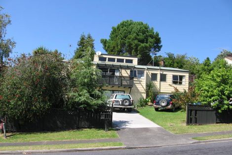 Photo of property in 22 Elmira Place, Browns Bay, Auckland, 0630