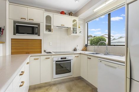 Photo of property in 23 Blease Street, New Lynn, Auckland, 0600