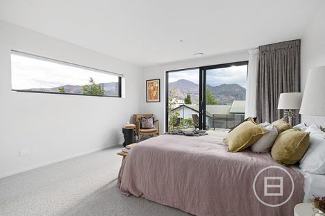 Photo of property in 34 Minaret Ridge, Wanaka, 9305