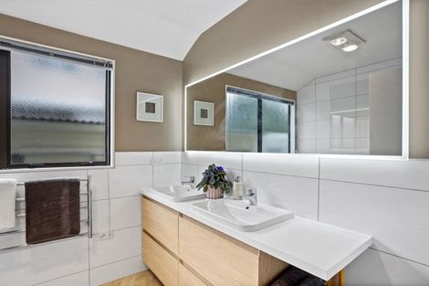 Photo of property in 23 Vista Paku, Pauanui, Hikuai, 3579