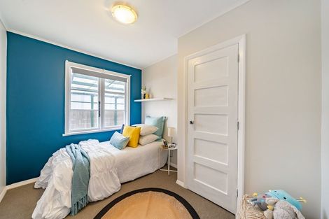 Photo of property in 18 Atiawa Crescent, Waiwhetu, Lower Hutt, 5010