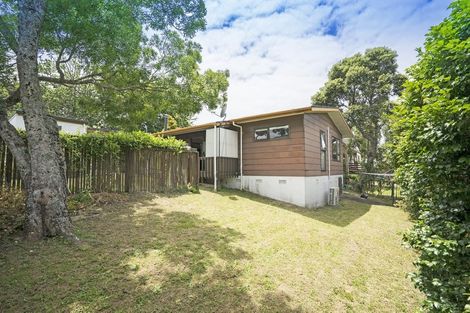 Photo of property in 5 Holyoake Place, Chatswood, Auckland, 0626