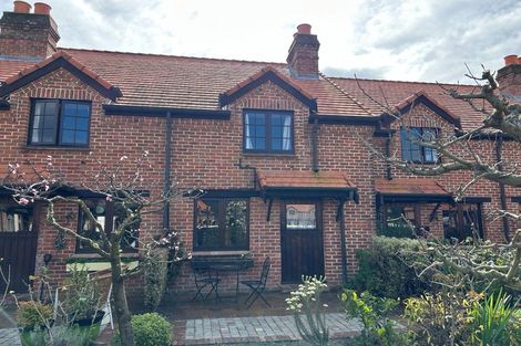 Photo of property in 5/6 Quiet Woman Way, Monaco, Nelson, 7011