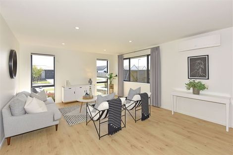 Photo of property in 11 Helen Place, Halswell, Christchurch, 8025