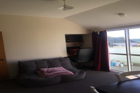 Photo of property in 106 Waltham Road, Sydenham, Christchurch, 8023