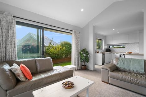 Photo of property in 11 Clifford Close, Leamington, Cambridge, 3432