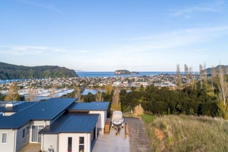 Photo of property in 106 Te Pamahue Drive, Whangamata, 3620