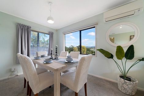 Photo of property in 2/31 Rangeview Road, Sunnyvale, Auckland, 0612