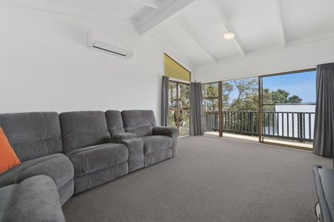 Photo of property in 16 Graham Place, Bellevue, Tauranga, 3110