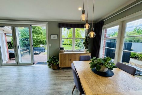 Photo of property in 21 Larch Place, Casebrook, Christchurch, 8051