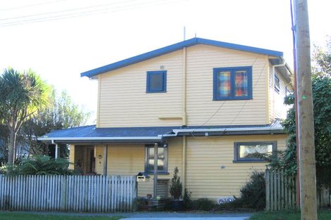 Photo of property in 414 Muritai Road, Eastbourne, Lower Hutt, 5013