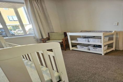 Photo of property in 4 Ceramic Lane, New Lynn, Auckland, 0600