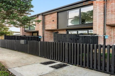 Photo of property in 1/17 Matapouri Road, Mangere Bridge, Auckland, 2022