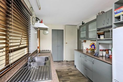 Photo of property in 13 Kirkcaldy Place, Flaxmere, Hastings, 4120