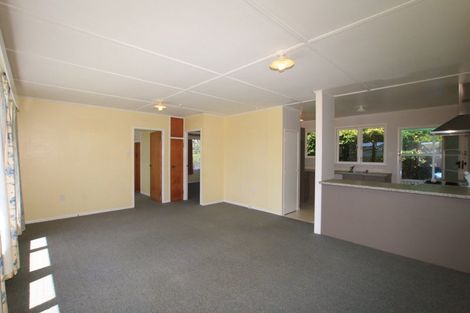 Photo of property in 76 Oakdale Road, Mount Roskill, Auckland, 1041