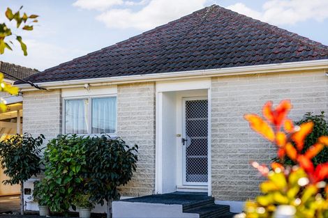 Photo of property in 1/17 Oak Street, Ebdentown, Upper Hutt, 5018