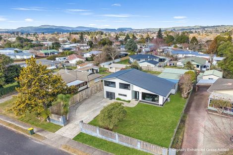 Photo of property in 6 Roger Street, Pukehangi, Rotorua, 3015