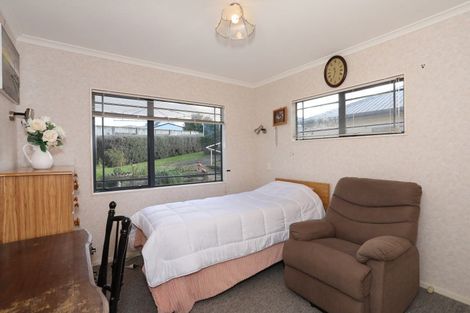 Photo of property in 3 Hillview Place, Feilding, 4702