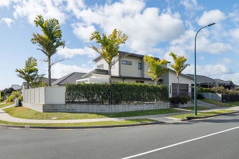 Photo of property in 1 Bill Miller Drive, Papamoa, 3118