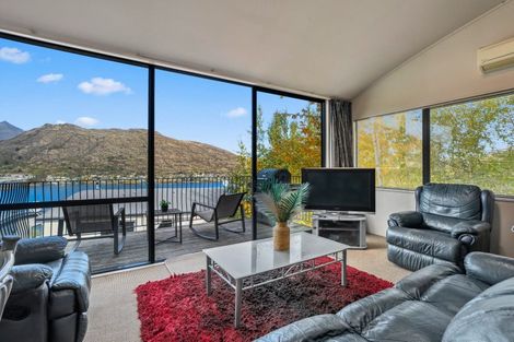 Photo of property in Elkridge Apartments, 14/64 Marina Drive, Frankton, Queenstown, 9300