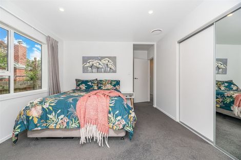 Photo of property in 25 Tiroroa Avenue, Te Atatu South, Auckland, 0610