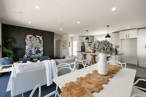 Photo of property in 100 Morrow Avenue, St Andrews, Hamilton, 3200