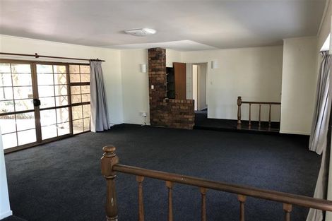 Photo of property in 2a Matuhi Rise, Henderson, Auckland, 0612