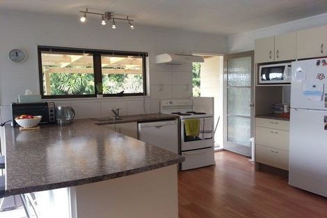 Photo of property in 1612a Great North Road, Waterview, Auckland, 1026
