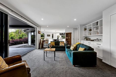 Photo of property in 184b Seaview Road, Westown, New Plymouth, 4310