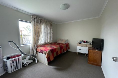 Photo of property in 27c Sturdee Road, Manurewa, Auckland, 2102
