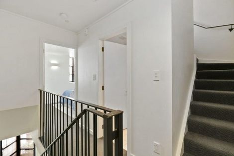 Photo of property in Mendosa Terraces Apartments, 22/9 Ebor Street, Te Aro, Wellington, 6011
