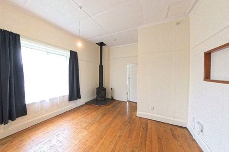 Photo of property in 4 Wood Street, Takaro, Palmerston North, 4410