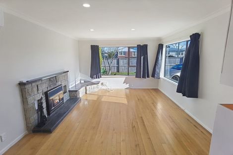 Photo of property in 36 Woodford Avenue, Henderson, Auckland, 0610