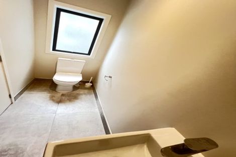 Photo of property in 7 Eric Gifford Drive, Ranui, Auckland, 0612