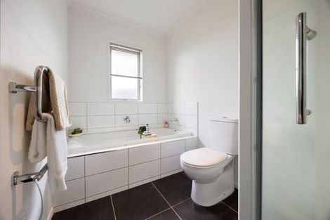 Photo of property in 1 Glyll Close, Flagstaff, Hamilton, 3210