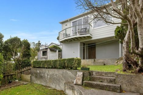 Photo of property in 107 Northland Road, Northland, Wellington, 6012